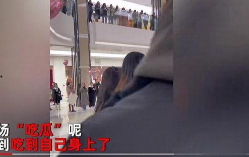 吃瓜和男朋友打视频,吃瓜时刻与男友视频连线