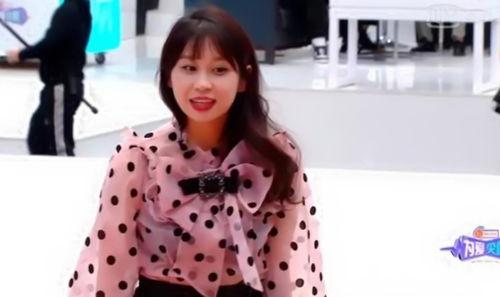 明星吃瓜不小心点赞视频,意外曝光娱乐圈幕后风云