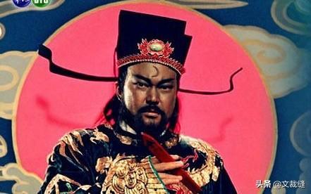 包公吃瓜给钱图片搞笑视频,瓜钱交易引网友爆笑