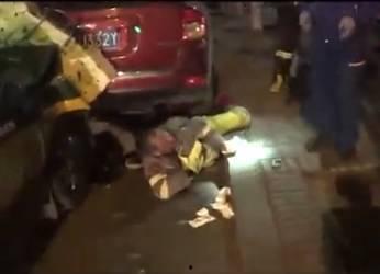 拍视频吃瓜摔倒,视频记录下的意外喜剧时刻