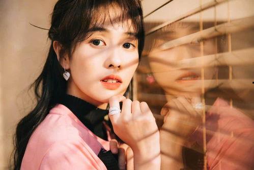 白鹿吃瓜视频,揭秘娱乐圈幕后故事