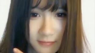 小陈吃瓜吐籽视频播放全集,全程趣味盎然，瓜籽飞舞的欢乐时光