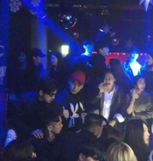 近期热门吃瓜事件酒吧视频,近期热门吃瓜事件幕后真相