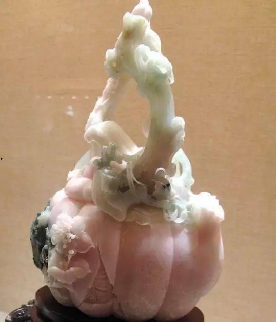 带你吃瓜雕刻玉石视频在线观看,在线观看视频解析